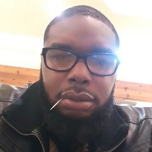 Meet your Posher, Carlos